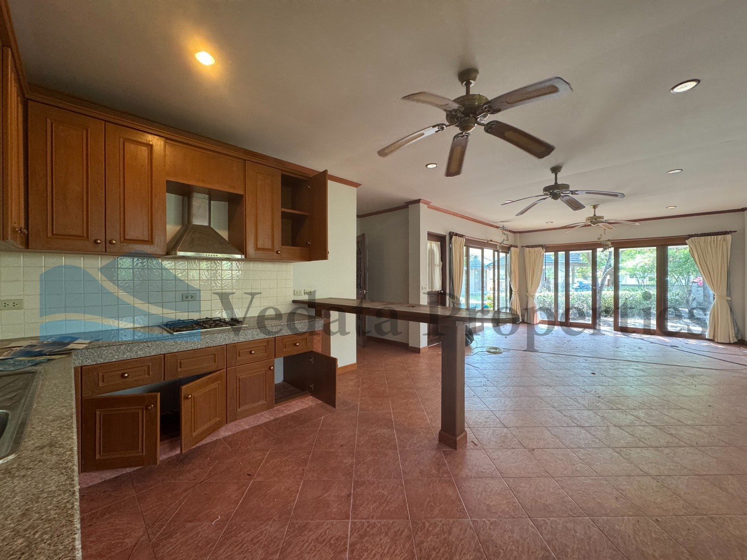 Beachside Pool Villa for Sale – Prime Location in Plailaem