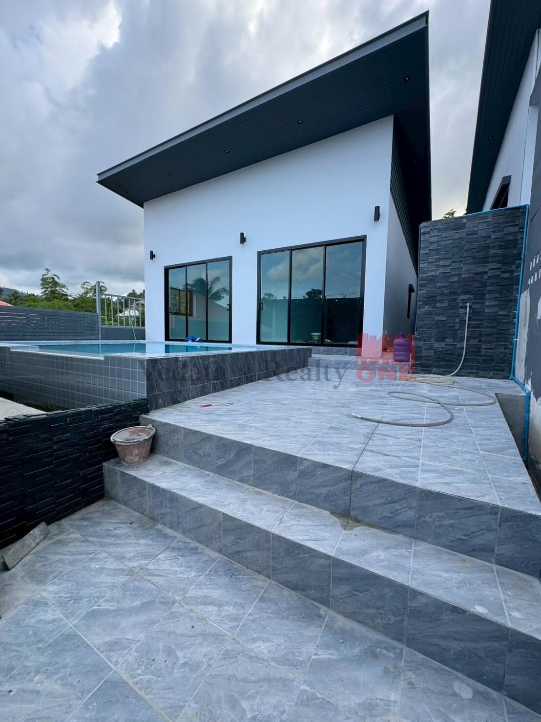 Mountain View Pool Villa for Sale – Maenam Koh Samui