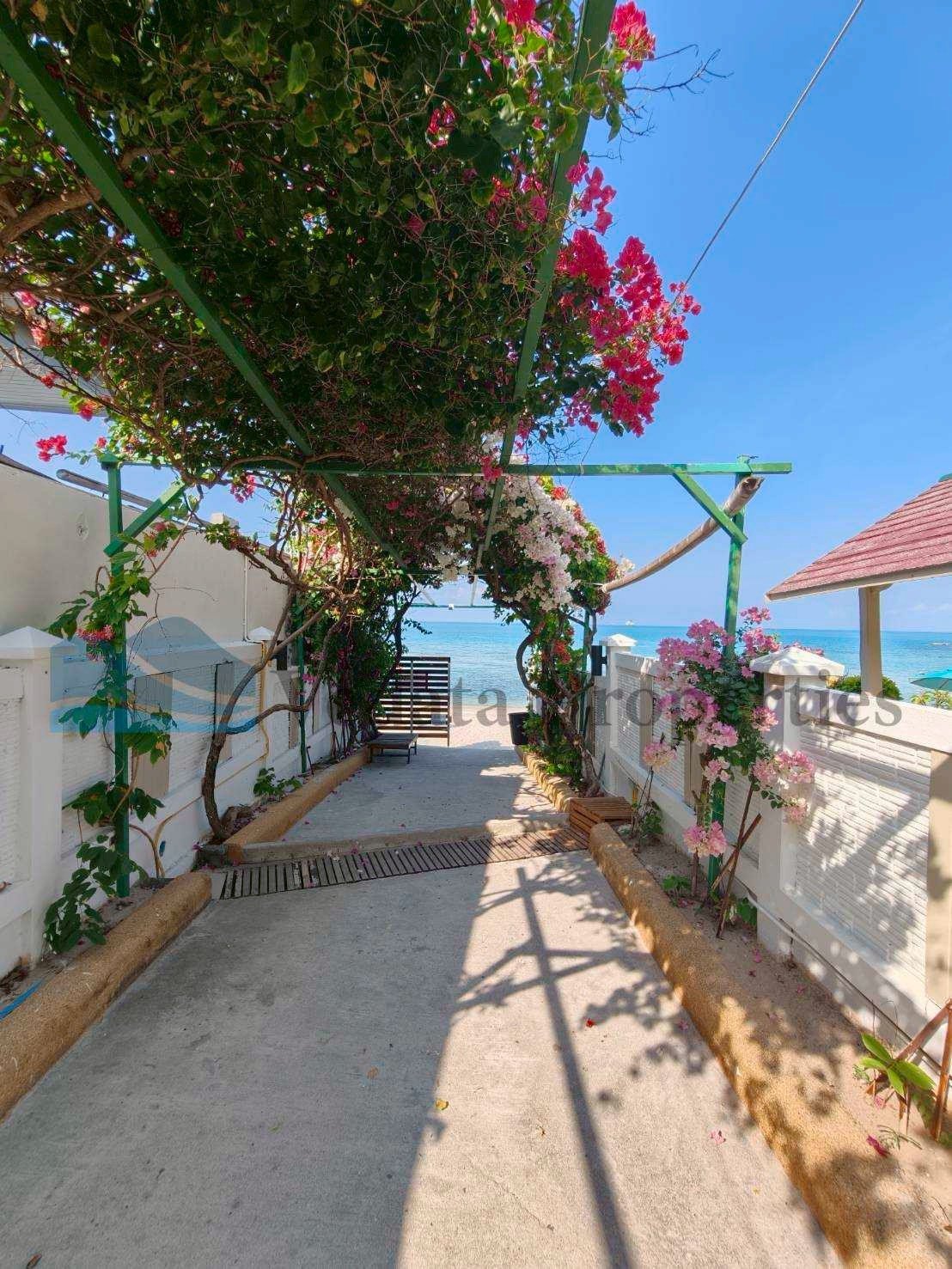 Beachside Pool Villa for Sale – Prime Location in Plailaem